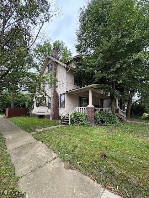 Investor special! Duplex - up and down. Upper level unit is completely rehabbed and features 3 bedrooms and 1.5 baths. Large unit. Lower unit needs rehabbed. Corner lot. Loads of potential.