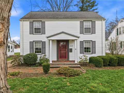 Homes For Sale - 664 Perkinswood Boulevard<br/> Trumbull County, Warren, OH 44483
