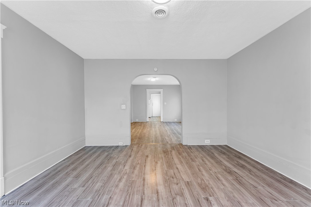 Goodman Andrews & Morisons Su - Residential Lease