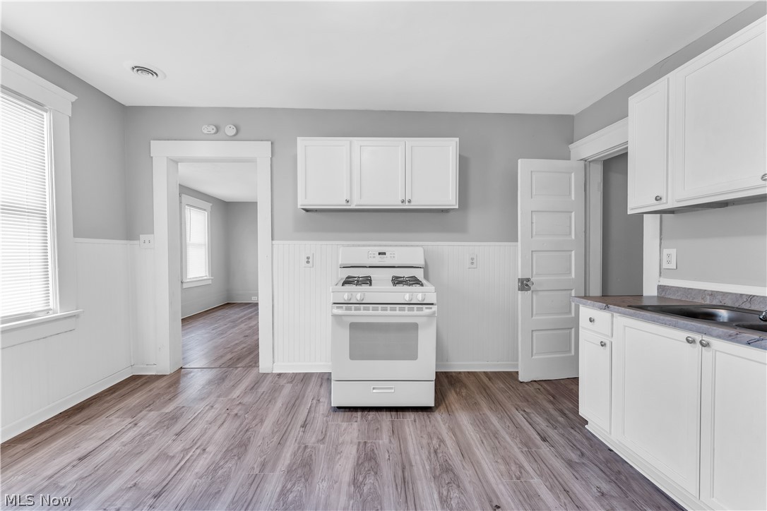 Goodman Andrews & Morisons Su - Residential Lease