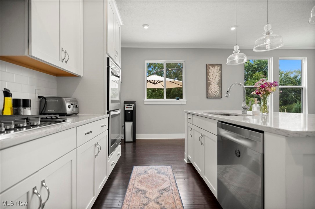 Valley City, Ohio 44280, United States, 4 Bedrooms Bedrooms, ,3 BathroomsBathrooms,Residential,Active,196382