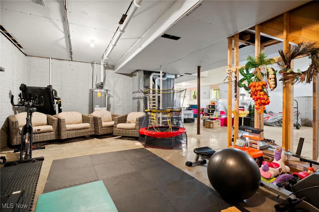 Valley City, Ohio 44280, United States, 4 Bedrooms Bedrooms, ,3 BathroomsBathrooms,Residential,Active,196382