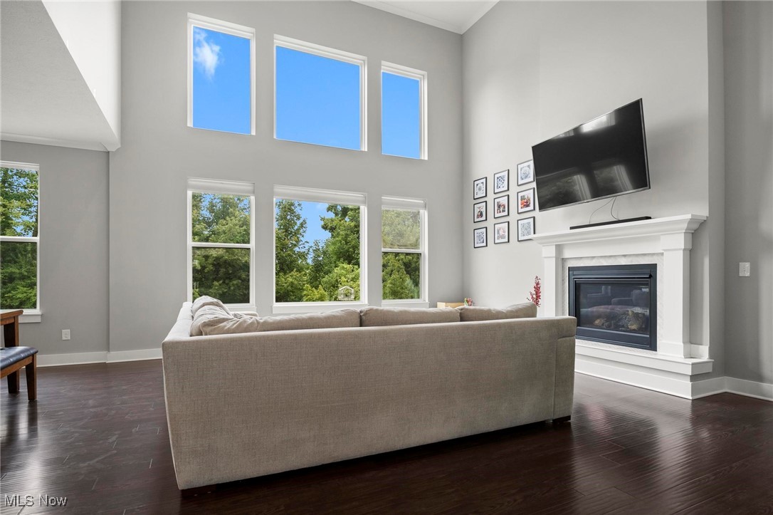 Valley City, Ohio 44280, United States, 4 Bedrooms Bedrooms, ,3 BathroomsBathrooms,Residential,Active,196382