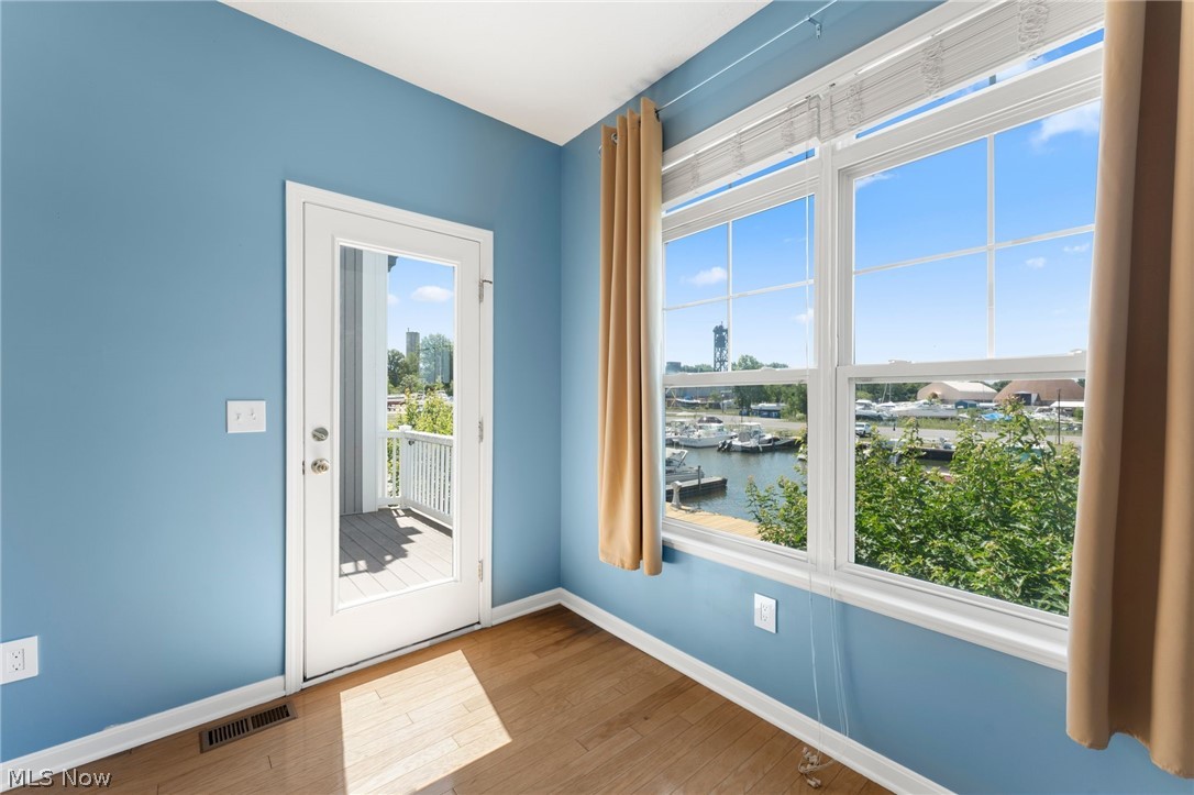 Harbor Walk - Residential