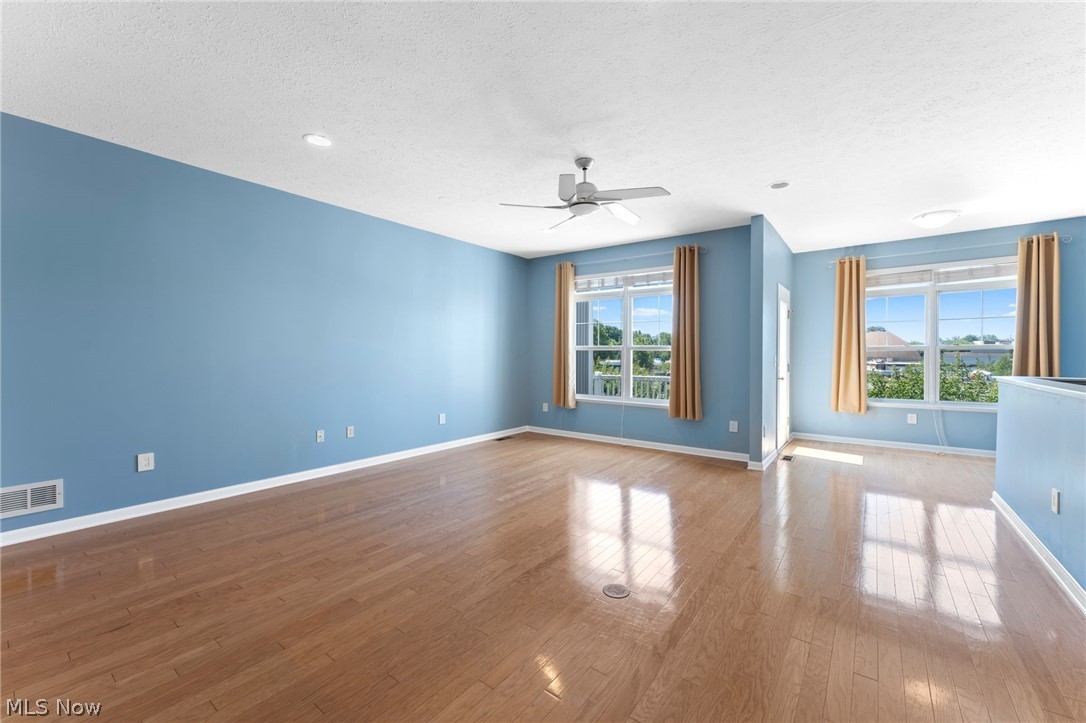 Harbor Walk - Residential