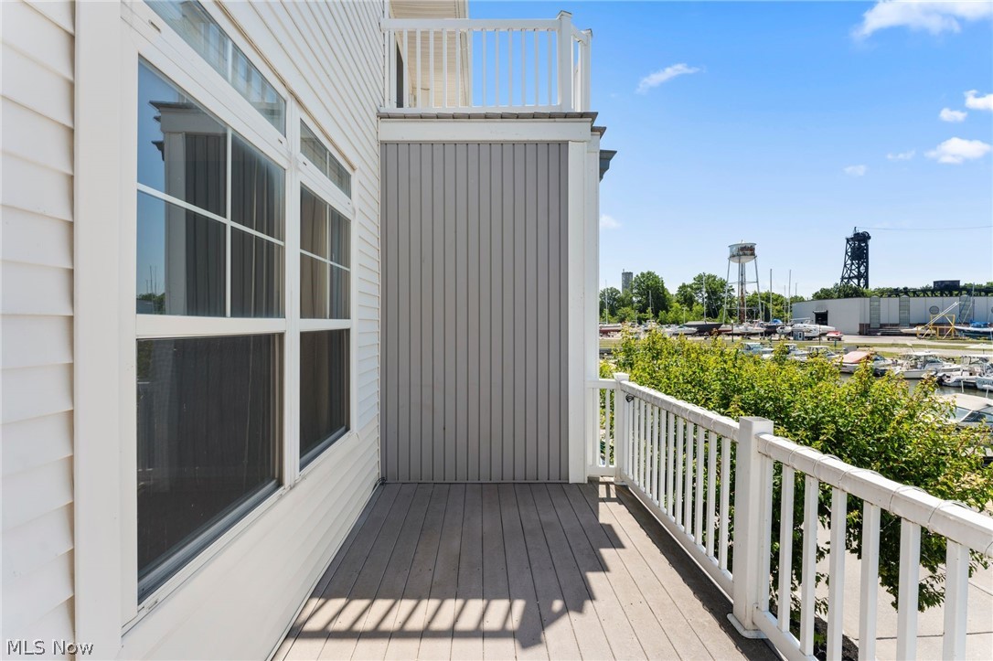 Harbor Walk - Residential