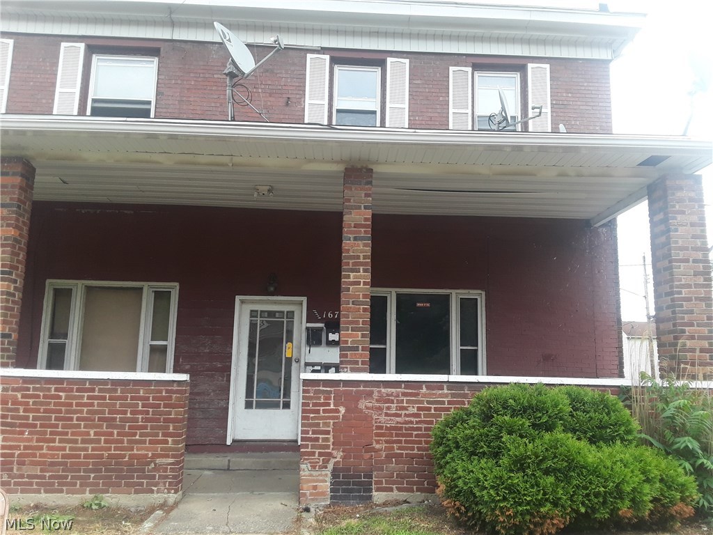 Affordable two bed apartment, rent is only $410 and resident will only be responsible for electric. The kitchen is huge, two bedrooms, and average size living area with front picture window. This apartment also has extra area for storage or pantry set up. Shared covered outdoor sitting area in front is available for the residents. Residents will have to pay an application fee and security deposit. Will work with community agencies.
