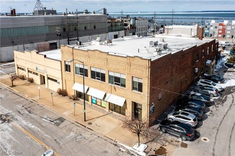 Tiny photo for 419 W Market Street, Sandusky, OH 44870 (MLS # 5189811)