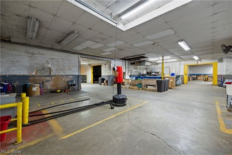 Tiny photo for 419 W Market Street, Sandusky, OH 44870 (MLS # 5189811)