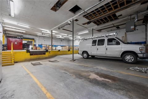 Tiny photo for 419 W Market Street, Sandusky, OH 44870 (MLS # 5189811)