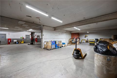 Tiny photo for 419 W Market Street, Sandusky, OH 44870 (MLS # 5189811)