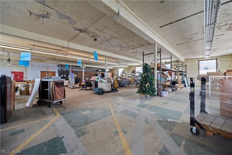 Tiny photo for 419 W Market Street, Sandusky, OH 44870 (MLS # 5189811)