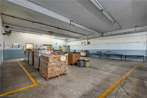 Tiny photo for 419 W Market Street, Sandusky, OH 44870 (MLS # 5189811)