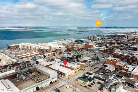 Tiny photo for 419 W Market Street, Sandusky, OH 44870 (MLS # 5189811)