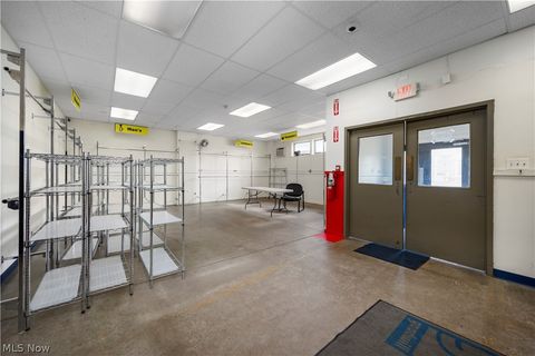 Tiny photo for 419 W Market Street, Sandusky, OH 44870 (MLS # 5189811)