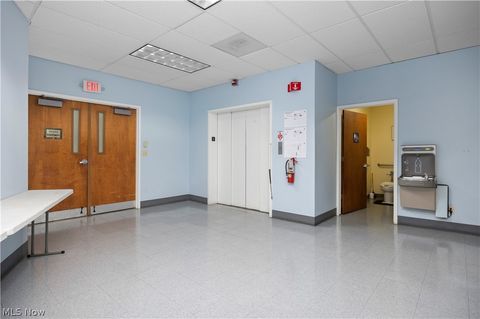 Tiny photo for 419 W Market Street, Sandusky, OH 44870 (MLS # 5189811)