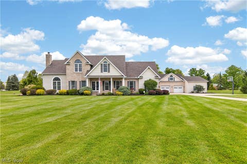 Homes For Sale - 180 Mallard Creek Run<br/> Lorain County, LaGrange, OH 44050