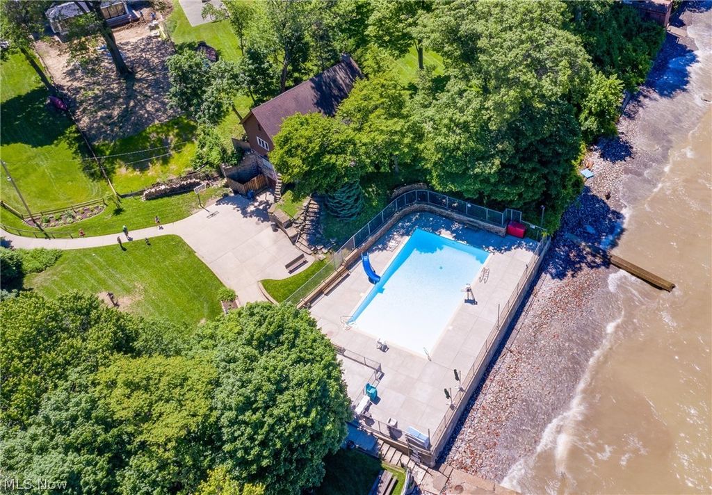 Photo of 80 E 197th Street, Euclid, OH 44119 (MLS # 5192298)