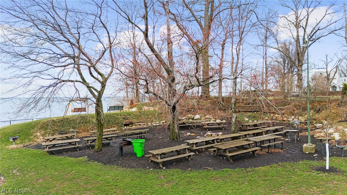 Utopia Beach - Residential