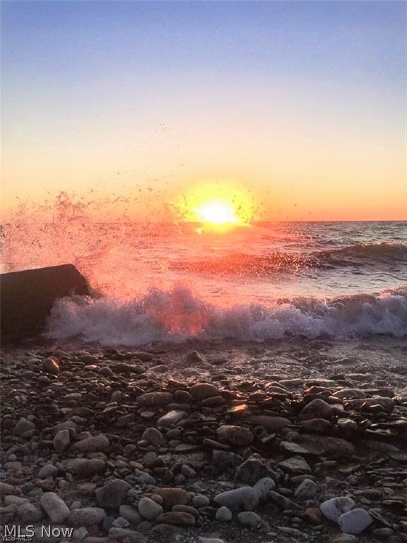 Utopia Beach - Residential