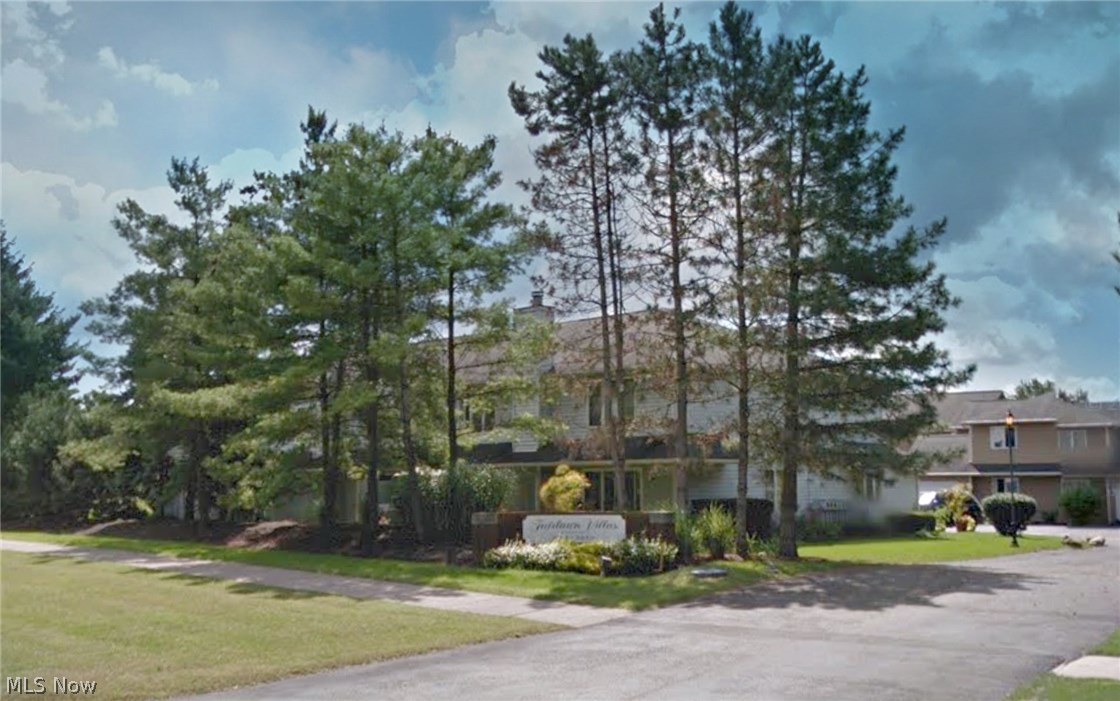 Fairlawn Villas - Residential