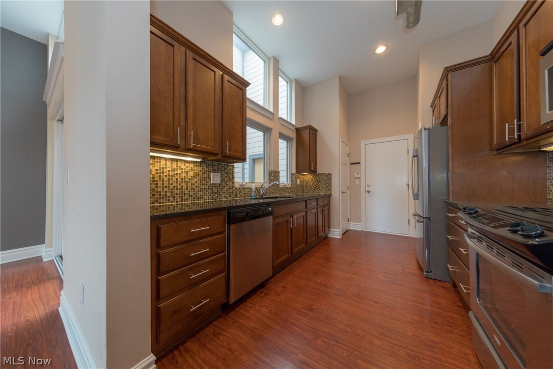 Rockport Square - Residential