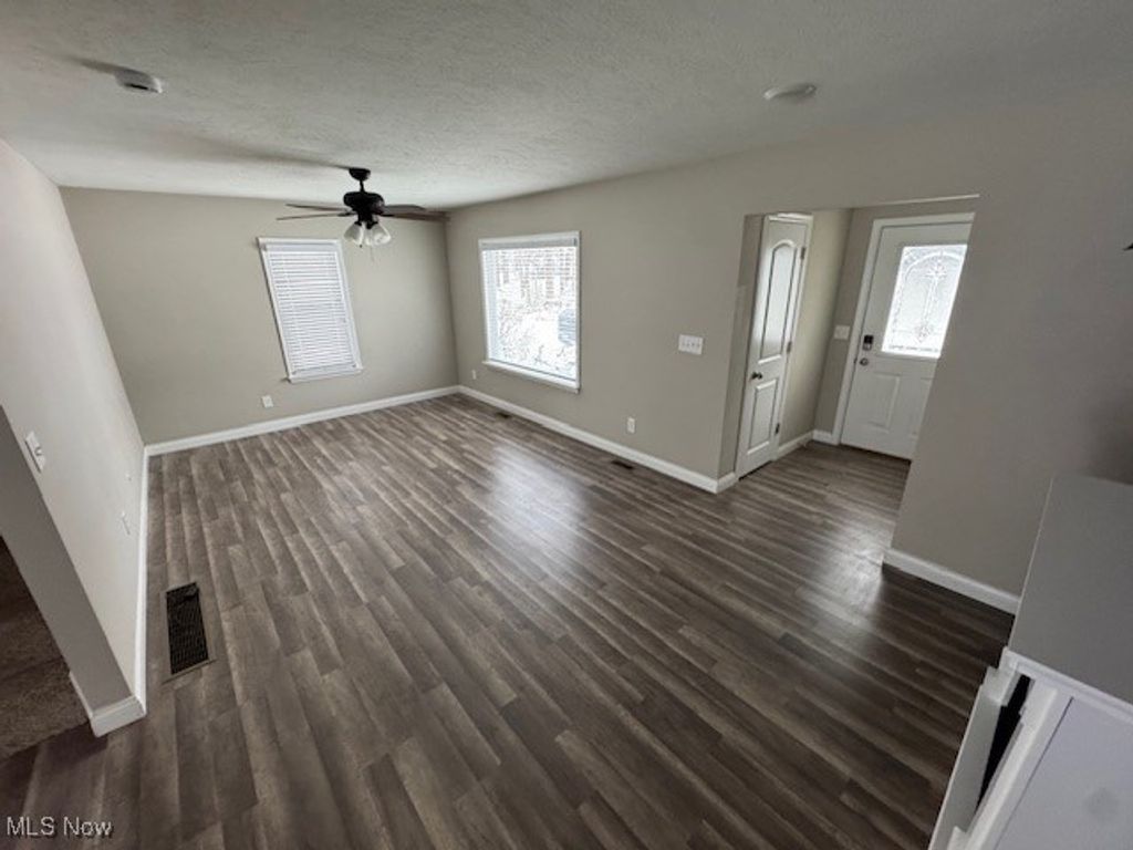 Photo of 7500 Lake Shore Boulevard, Mentor, OH 44060 (MLS # 5175543)