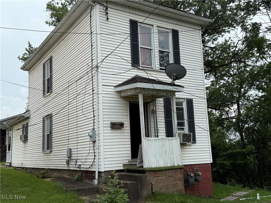 Calling all investors!!! 2 Homes for the Price of 1!! Homes still needs work done where you can make the homes your own with your creative ideas. Schedule a tour today!