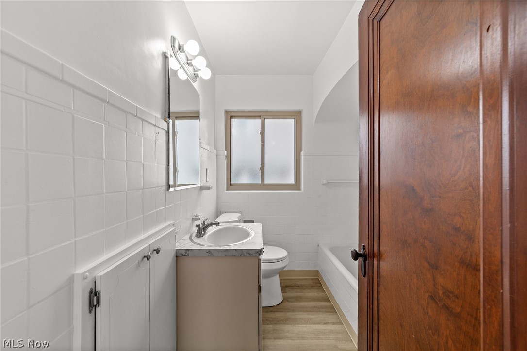 H A Stahl Properties Cos Ridg - Residential