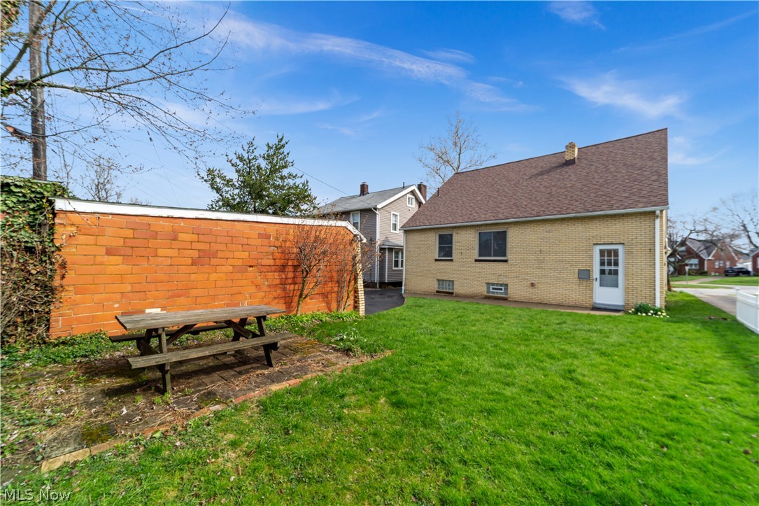 H A Stahl Properties Cos Ridg - Residential