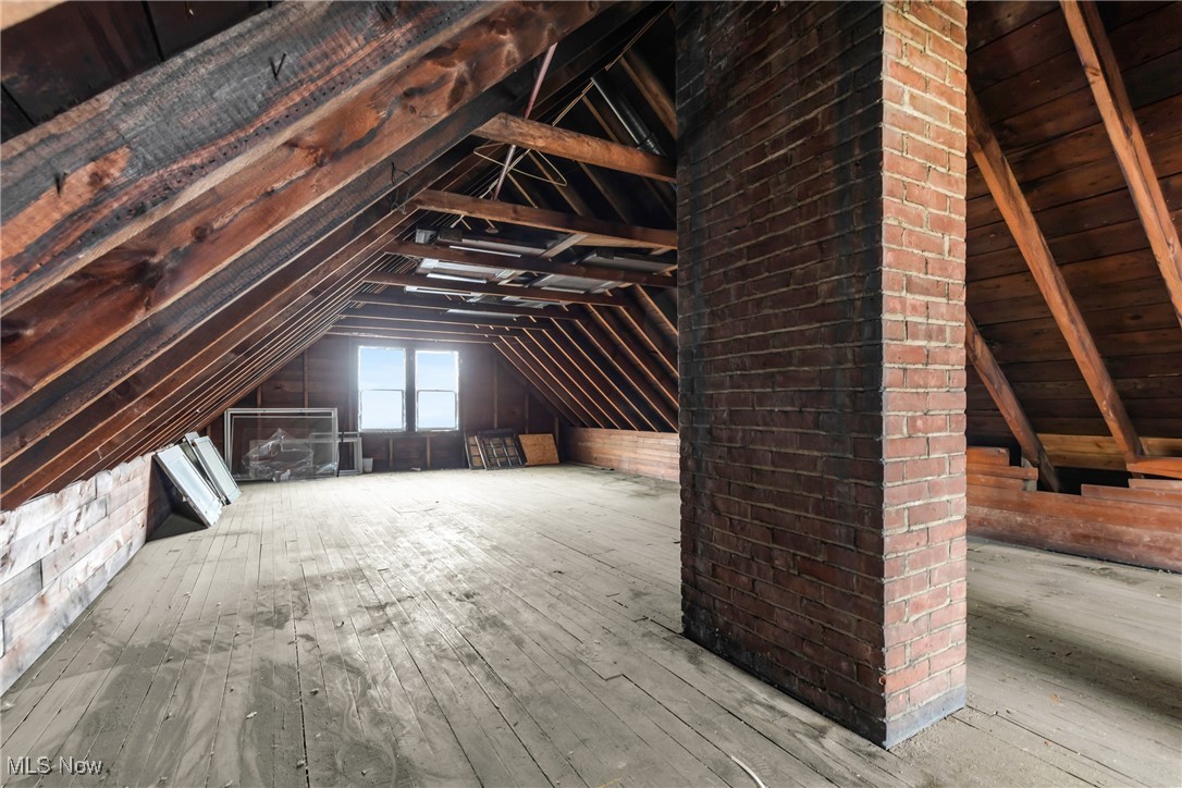 L J Hostetters - Residential Income