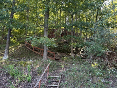 Homes For Sale - 1104 Club Drive<br/> Wood County, Washington, WV 26181