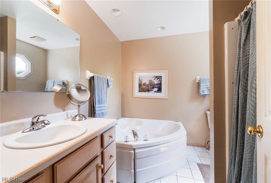 Olde Stone Crossing Condo - Residential