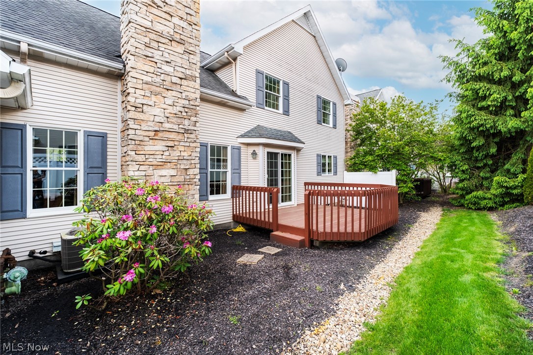 Olde Stone Crossing Condo - Residential