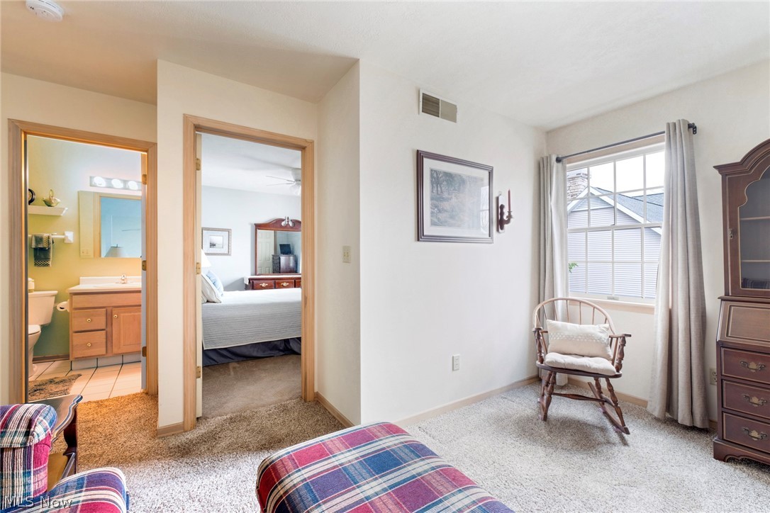 Olde Stone Crossing Condo - Residential