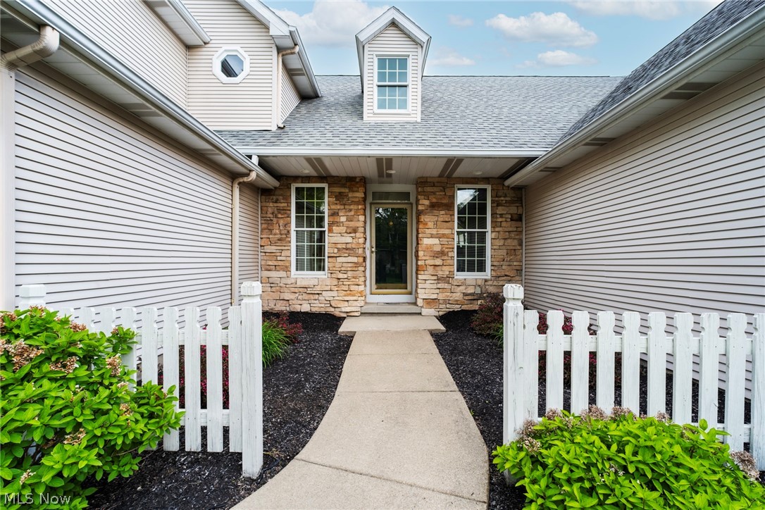 Olde Stone Crossing Condo - Residential
