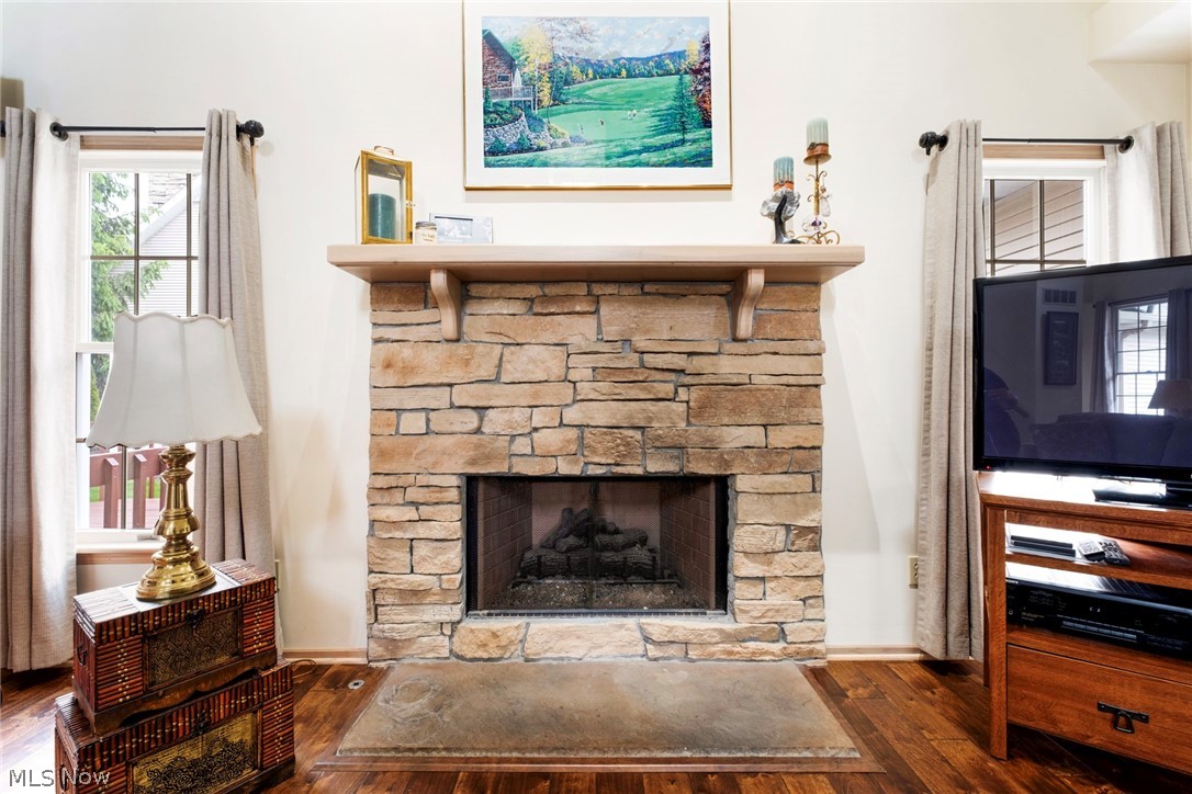 Olde Stone Crossing Condo - Residential