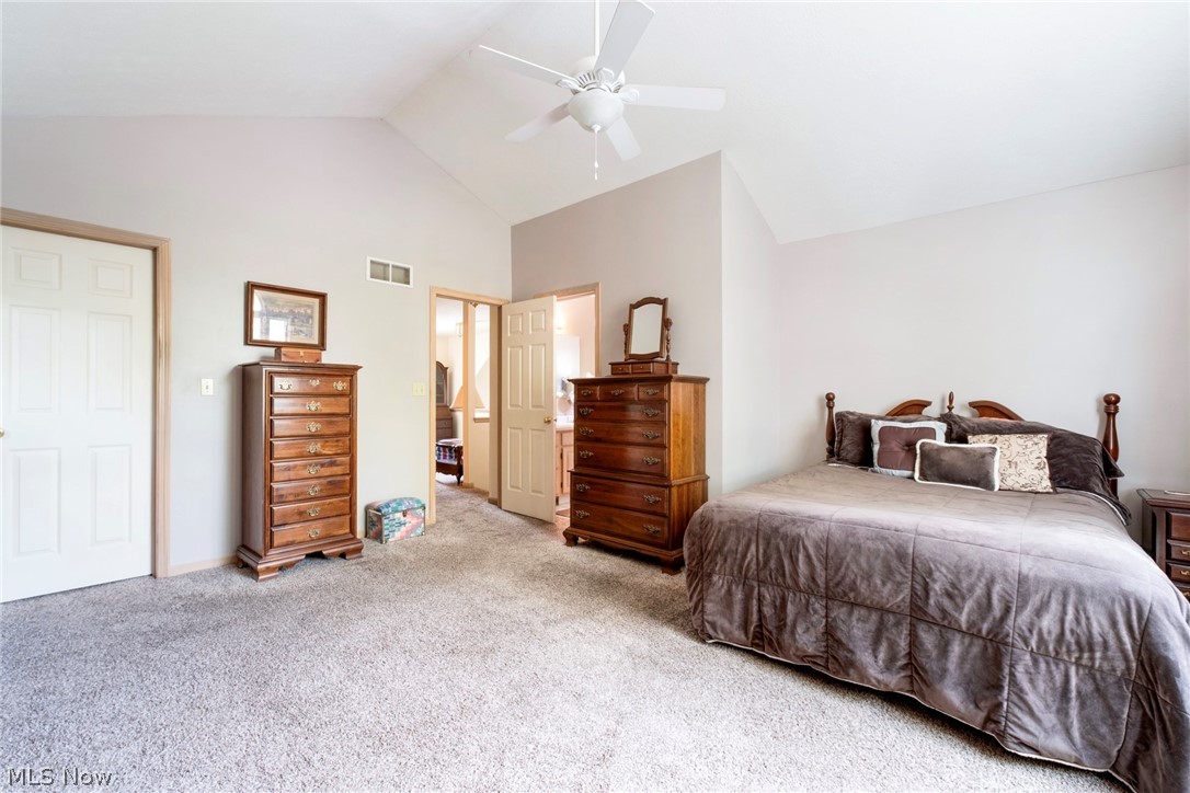 Olde Stone Crossing Condo - Residential