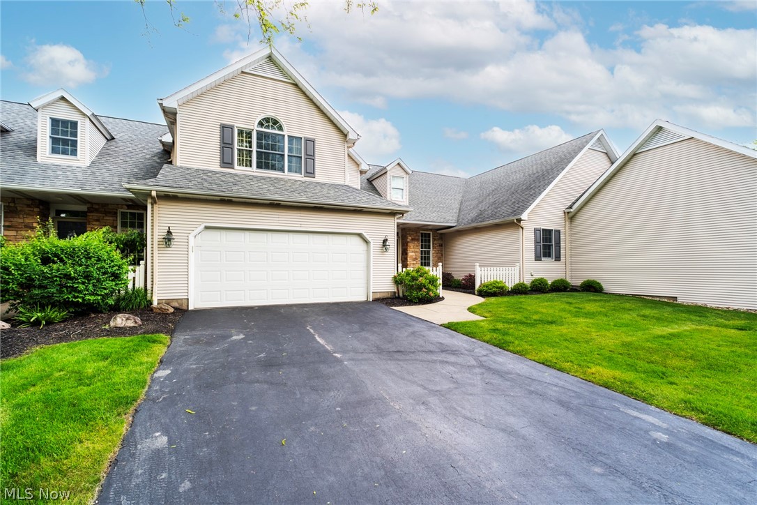 Olde Stone Crossing Condo - Residential
