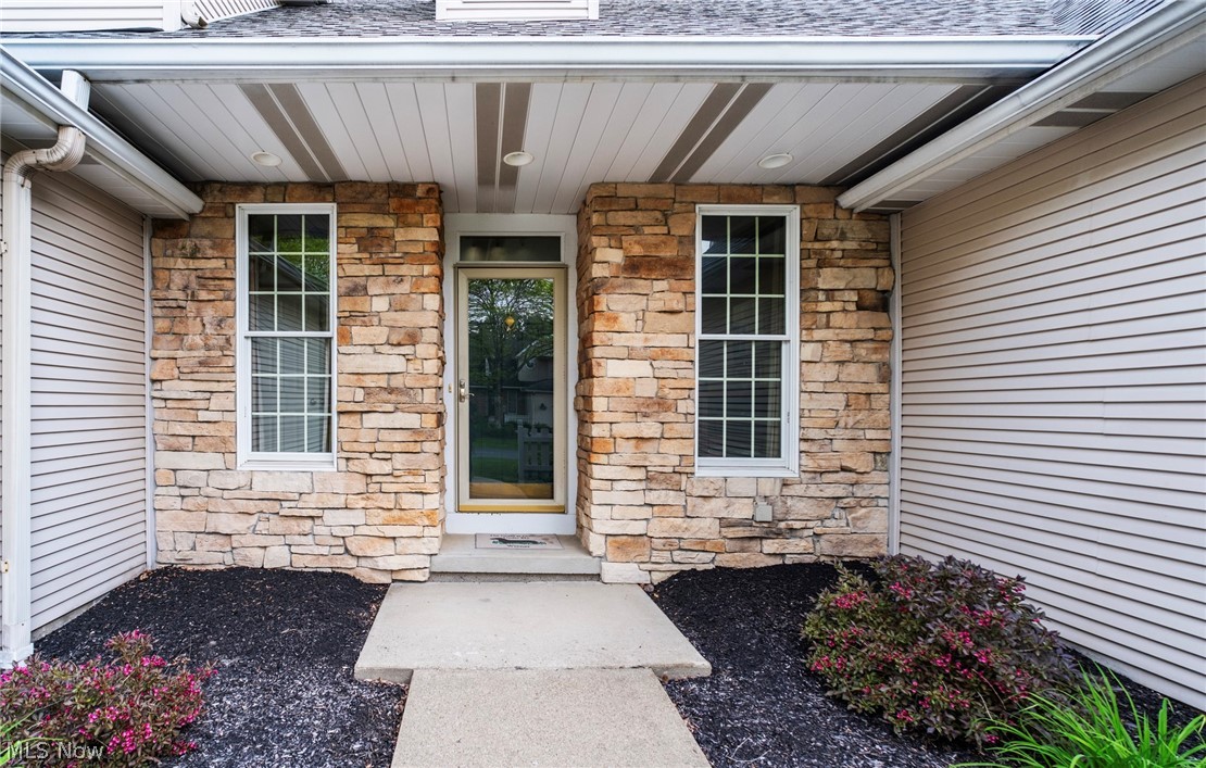Olde Stone Crossing Condo - Residential