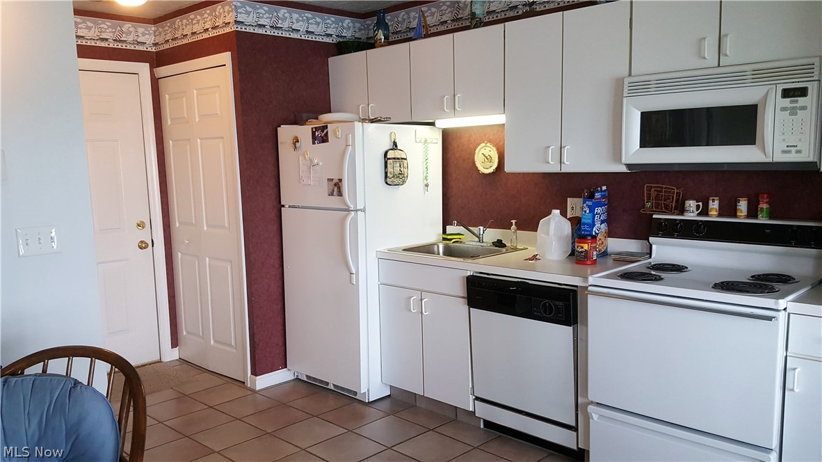 Saybrook Beach Club - Residential