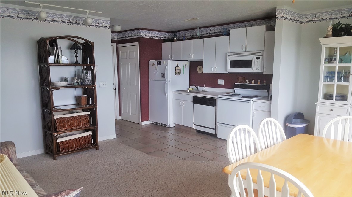 Saybrook Beach Club - Residential