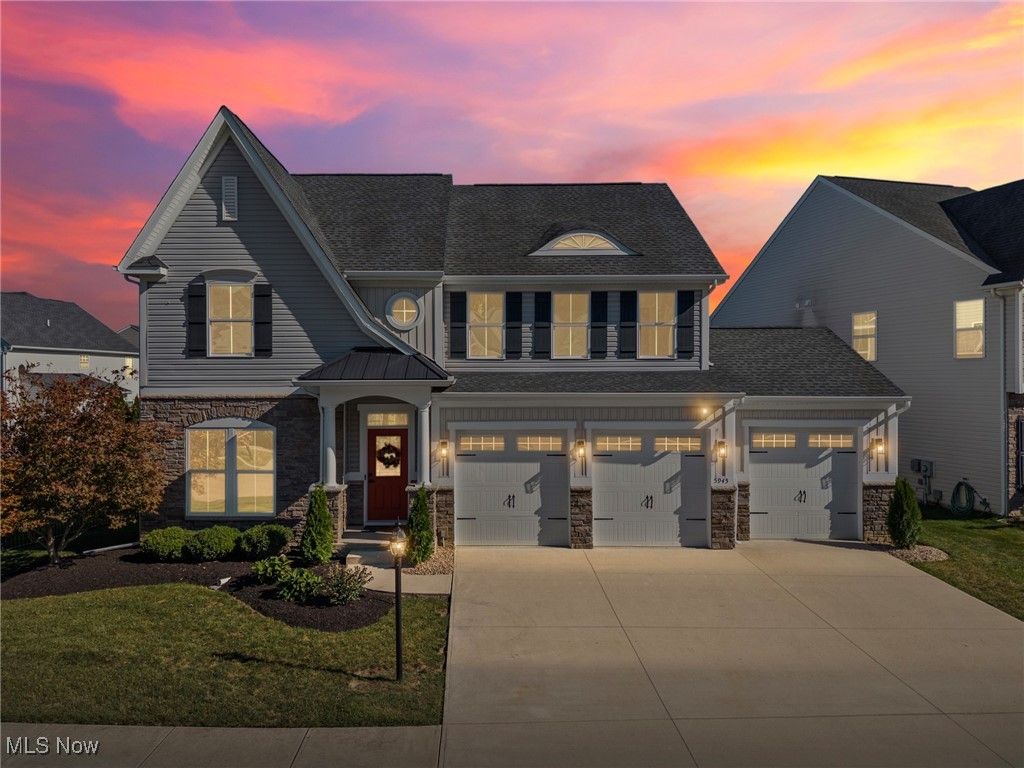 Photo of 5945 Windermere Place, North Ridgeville, OH 44039 (MLS # 5158329)