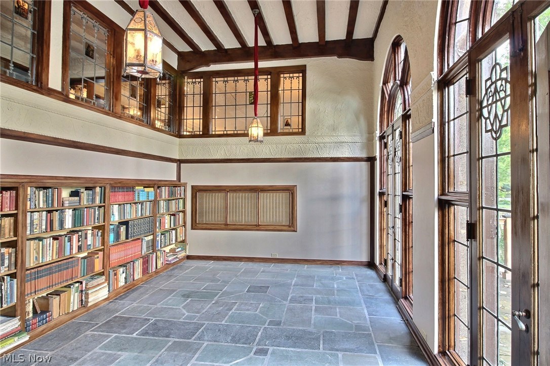 South Shaker Lakes Sub/O P & M J - Residential