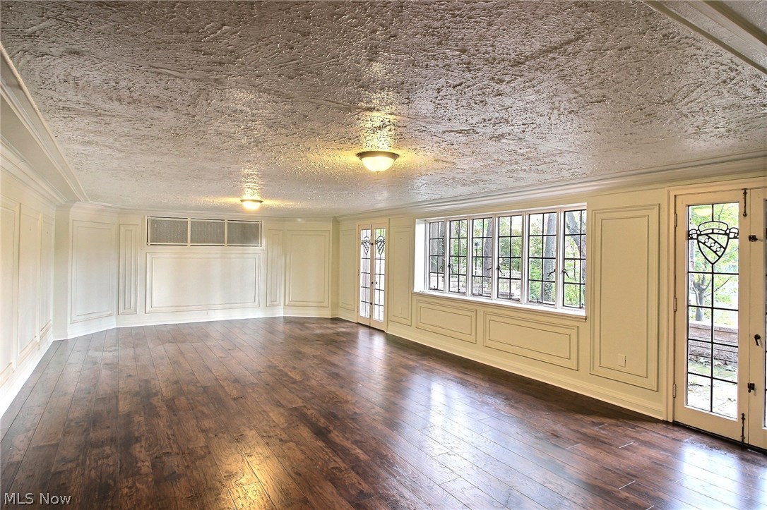 South Shaker Lakes Sub/O P & M J - Residential