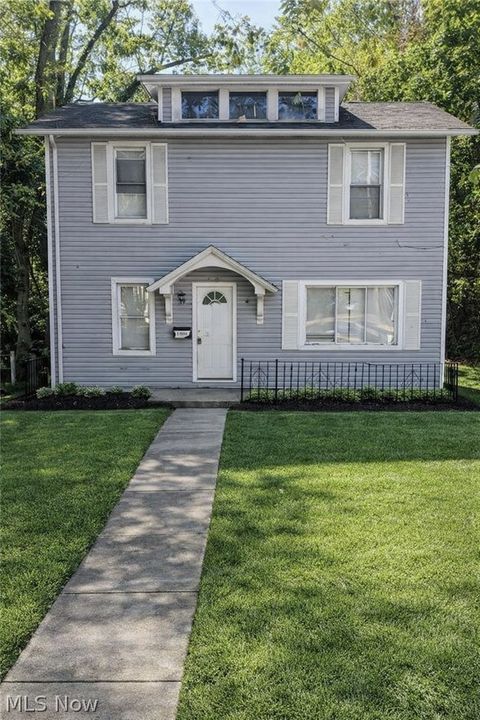 Homes For Sale - 1301 Lincoln Way<br/> Stark County, Massillon, OH 44647