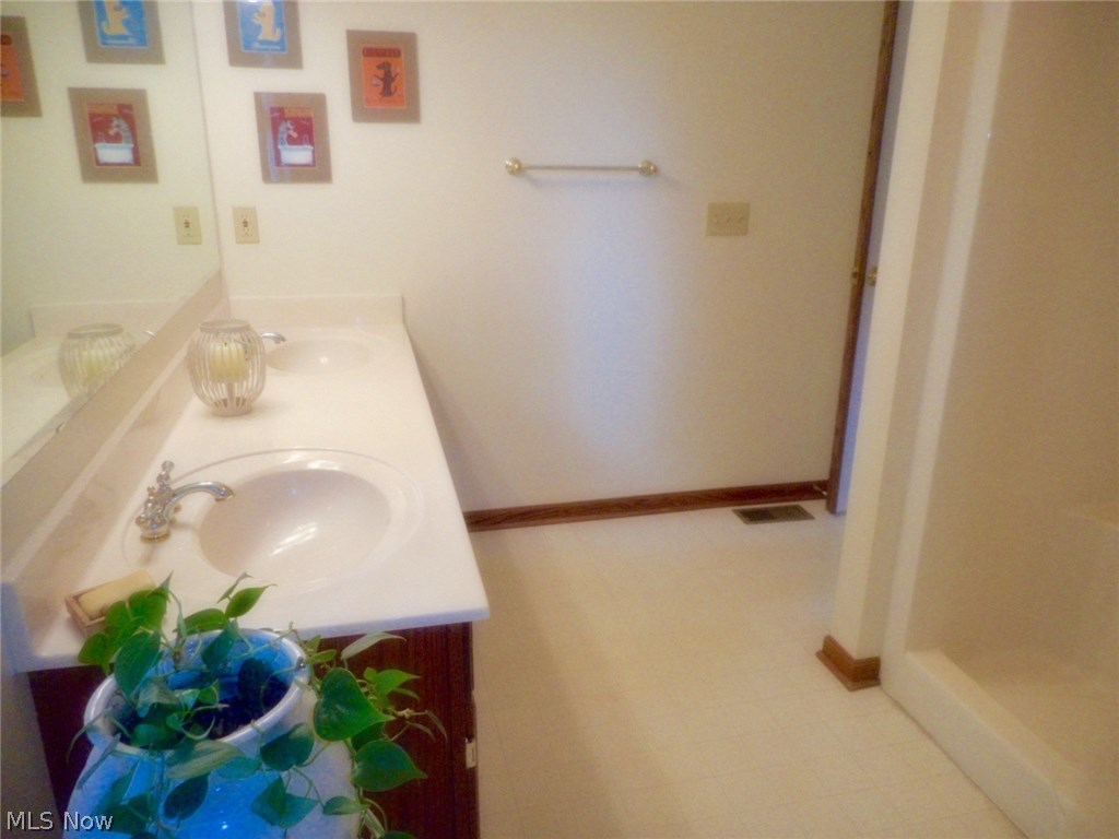 Kingsbury Trace - Residential