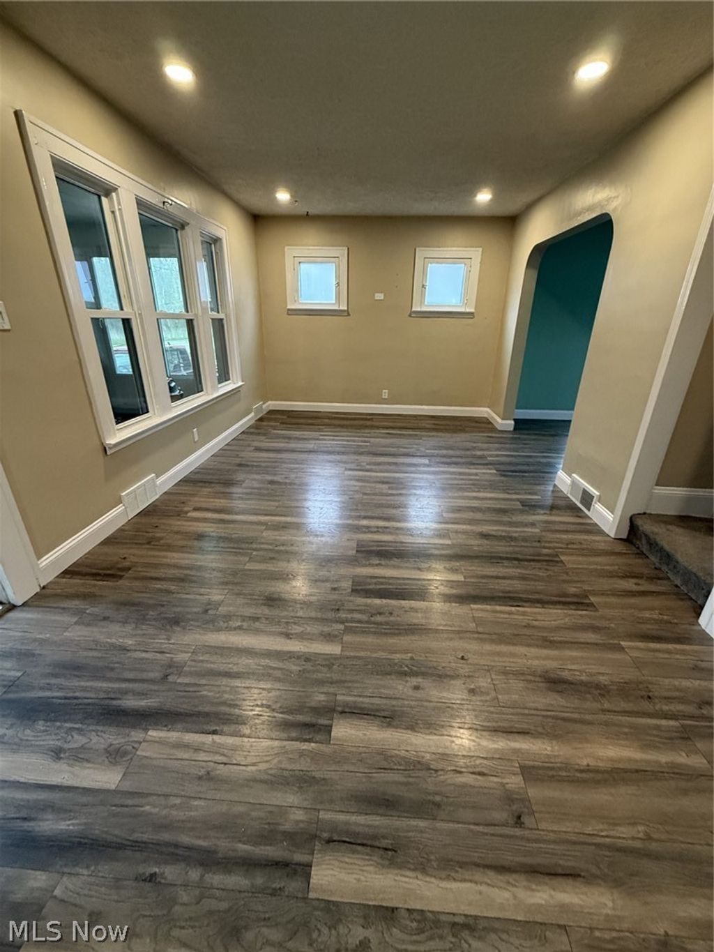 Photo of 2120 Newton Street, Akron, OH 44305 (MLS # 5198903)