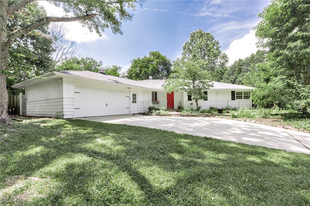 32 Lyndale Drive