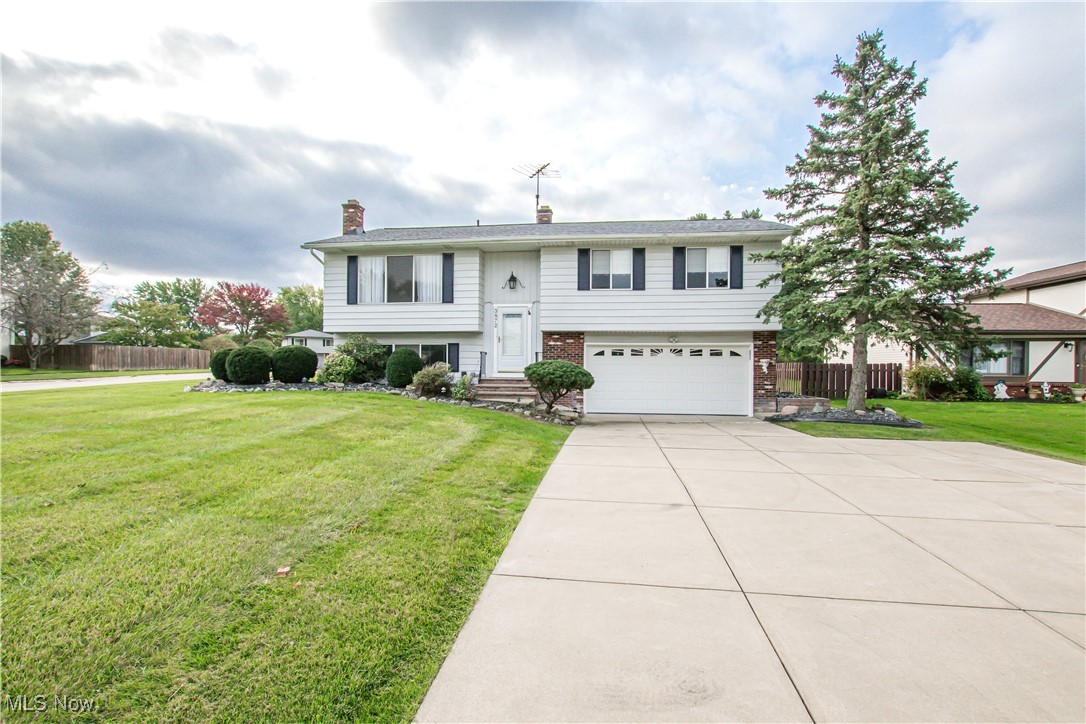 3872 Mars Drive, Brunswick, Ohio image 41